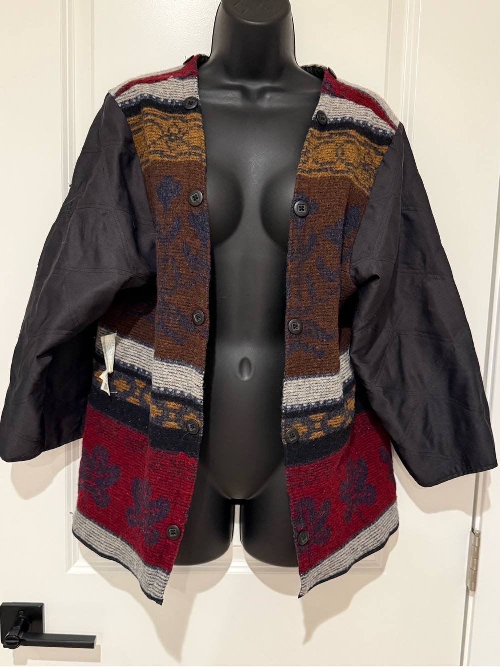 The Woolrich Woman Southwestern Print Nylon Sleeve Jacket